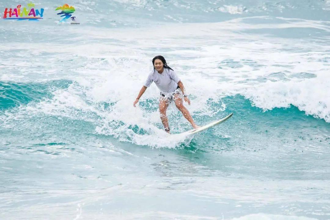 山西:高速公路服务区设“年货大集”,感受浓浓年味
